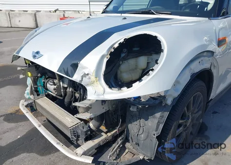 2015 Mini Hardtop Cooper from USA, damaged, VIN WMWXS5C52FT830531